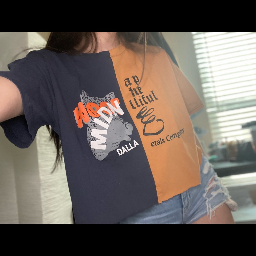 NWOT Cropped shirt